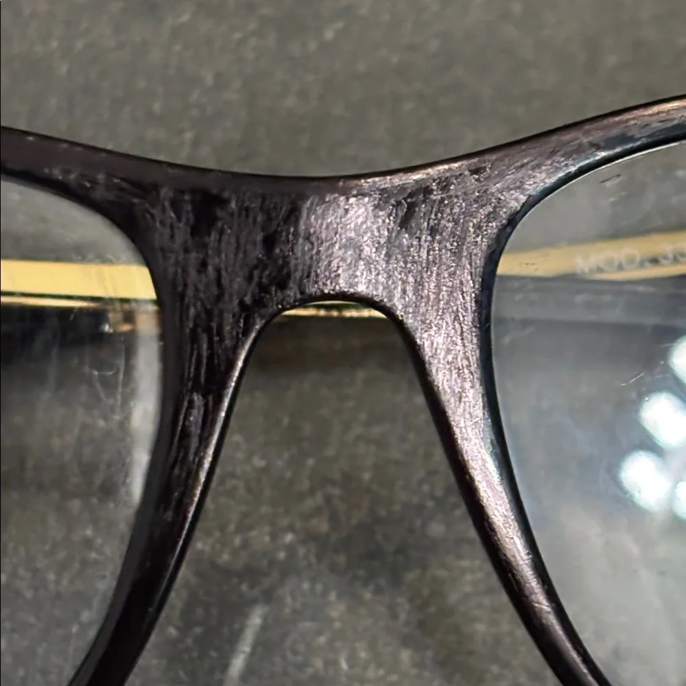Versace prescription glasses with no prescription in them - Picture 4 of 17